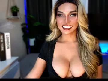 queenslavehunterxxx from Chaturbate