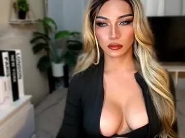 queenslavehunterxxx from Chaturbate