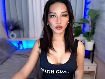 queenslavehunterxxx from Chaturbate