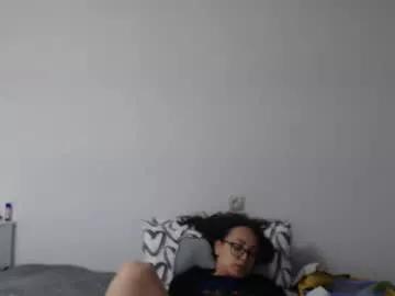 queensofiaqueen from Chaturbate