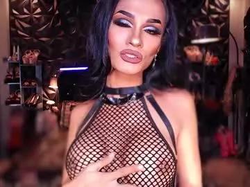 queenvalentinats from Chaturbate