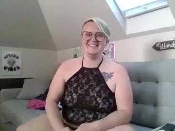 queerlyjaz from Chaturbate