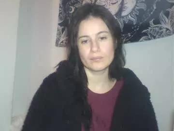 Ravbunnybr webcams show profile image 