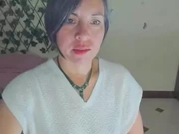 rebbeca09 from Chaturbate
