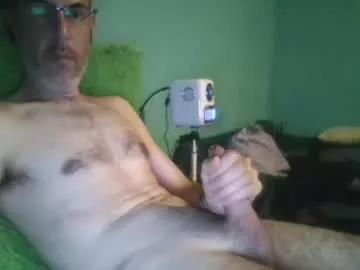 reyes_albert2006 from Chaturbate