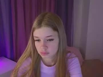 riinaaa from Chaturbate