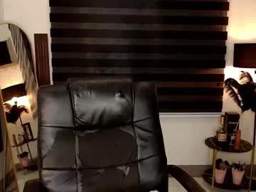 ririmoorets from Chaturbate