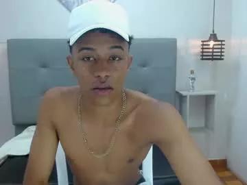 rocco_grey from Chaturbate