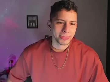 ronnie_miller1 from Chaturbate