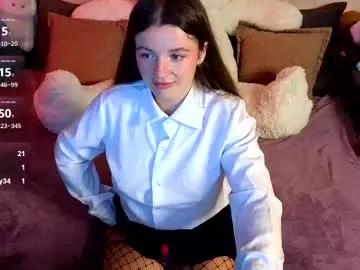 roraline_lov from Chaturbate