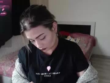 rosse2683 from Chaturbate