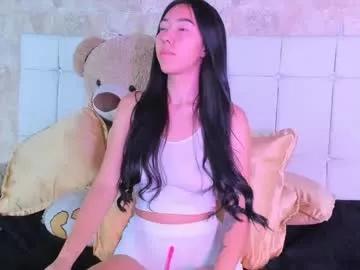rosse_emi from Chaturbate