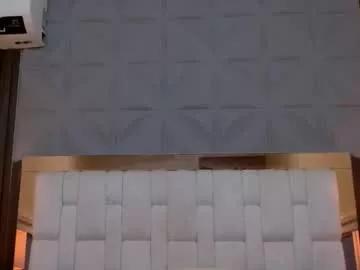 rossi_benitez from Chaturbate