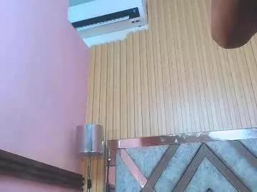 rossi_benitez from Chaturbate