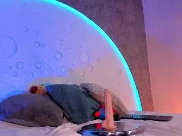 roxxxevelvet from Chaturbate