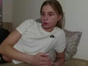 roxxxie_reid from Chaturbate