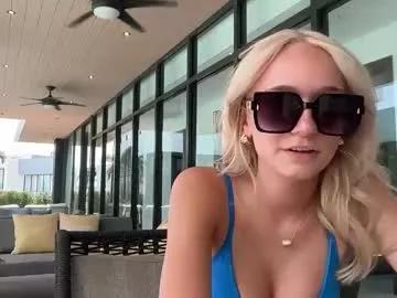 Photos of roxyrain2736 from Chaturbate is Freechat