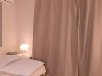 Royalcandys webcams show profile image 