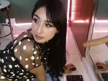 saara_martin from Chaturbate