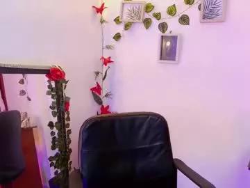 sapphire_lilac from Chaturbate