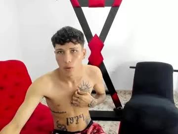 sara_and_alexis from Chaturbate