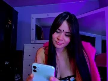 sara_leenn from Chaturbate