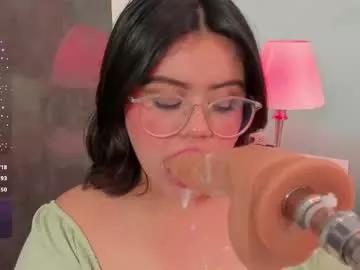 sarah_gold_1 from Chaturbate