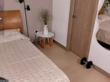 sarah_rayy from Chaturbate