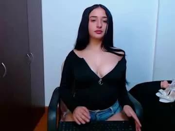 sarah_roux from Chaturbate