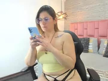 sarahdeyvis from Chaturbate