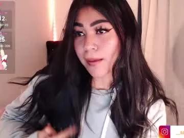 sarahh_11 from Chaturbate