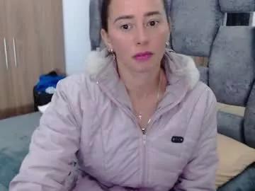 sarahott_1 from Chaturbate