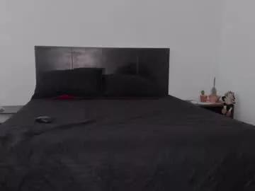sarahredi from Chaturbate