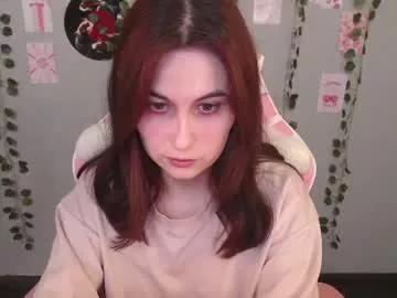 sarakinski from Chaturbate