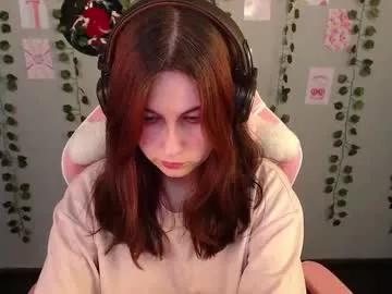 sarakinski from Chaturbate