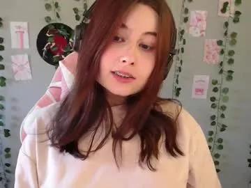 sarakinski from Chaturbate