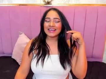 saramagiic from Chaturbate