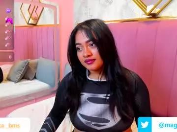 saramagiic from Chaturbate