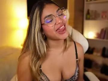 saraparisi_ from Chaturbate