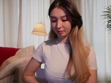 sarasuo from Chaturbate