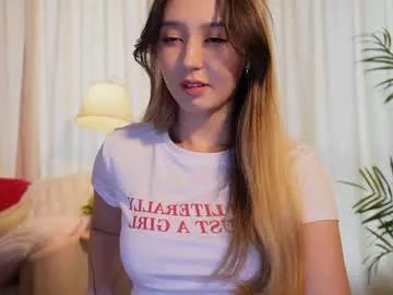 sarasuo from Chaturbate