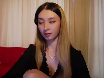 sarasuo from Chaturbate