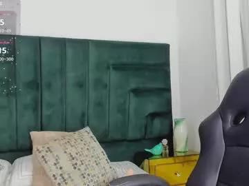 sarawagner_ from Chaturbate