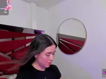 sarawagner_ from Chaturbate