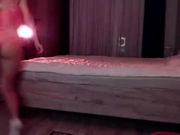 Sarinaluv webcams show profile image 