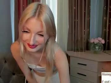 sarrah_blush from Chaturbate