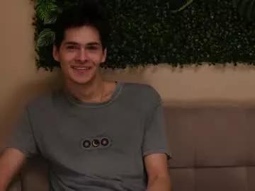 sarrahazze from Chaturbate