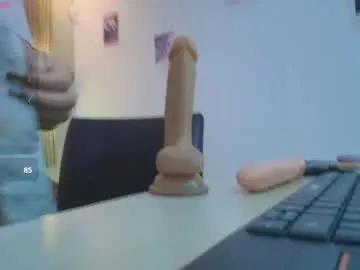 sasharosee2 from Chaturbate
