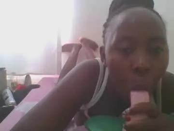 sassy_bella from Chaturbate