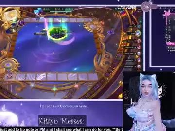 sassykittyn from Chaturbate
